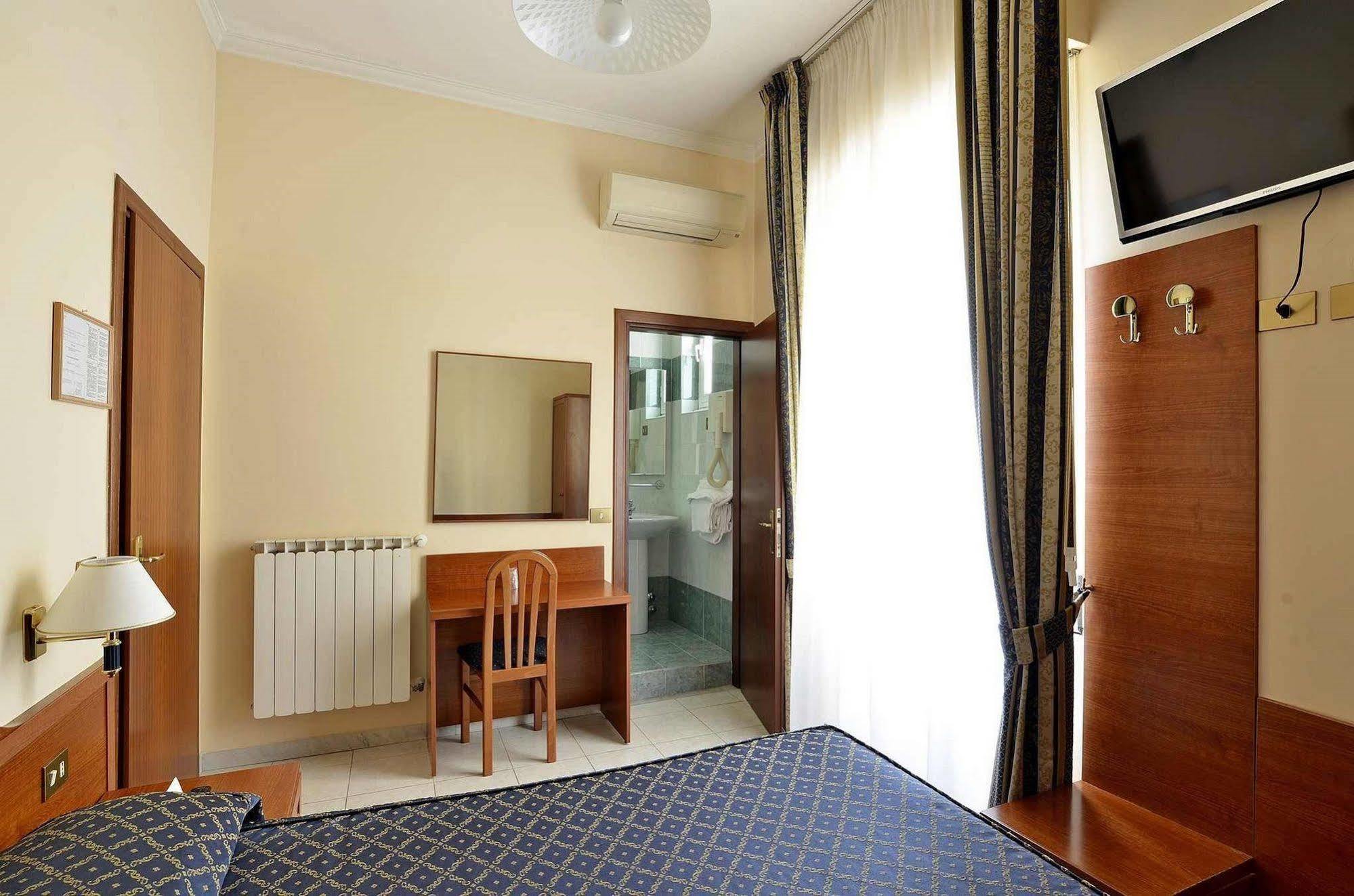 Hotel Corallo Рим Екстериор снимка